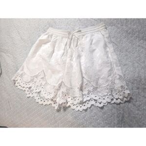 Vitamin A White Embroidered Cotton Shorts | NWT Coastal Luxury Beach Cover Up, M